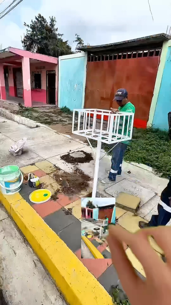 Barrio Blanco: ya están los tachos y empieza el plan piloto de reciclaje
