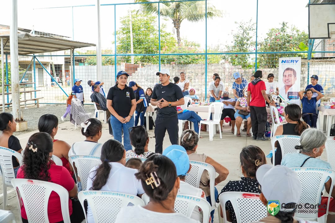Brigada de autoestima de Pedro Carbo atiende a más de 100 vecinos en La Estacada