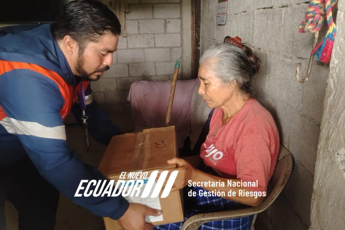 Pedro Carbo: entrega de ayuda humanitaria a familias afectadas por las lluvias