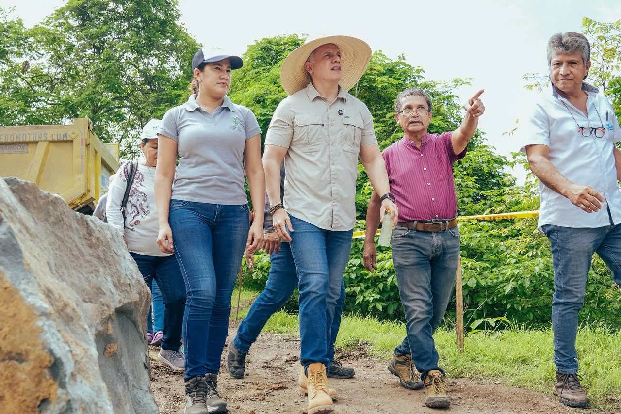 Pedro Carbo: Prefectura del Guayas avanza en badén para el invierno en Bachillero