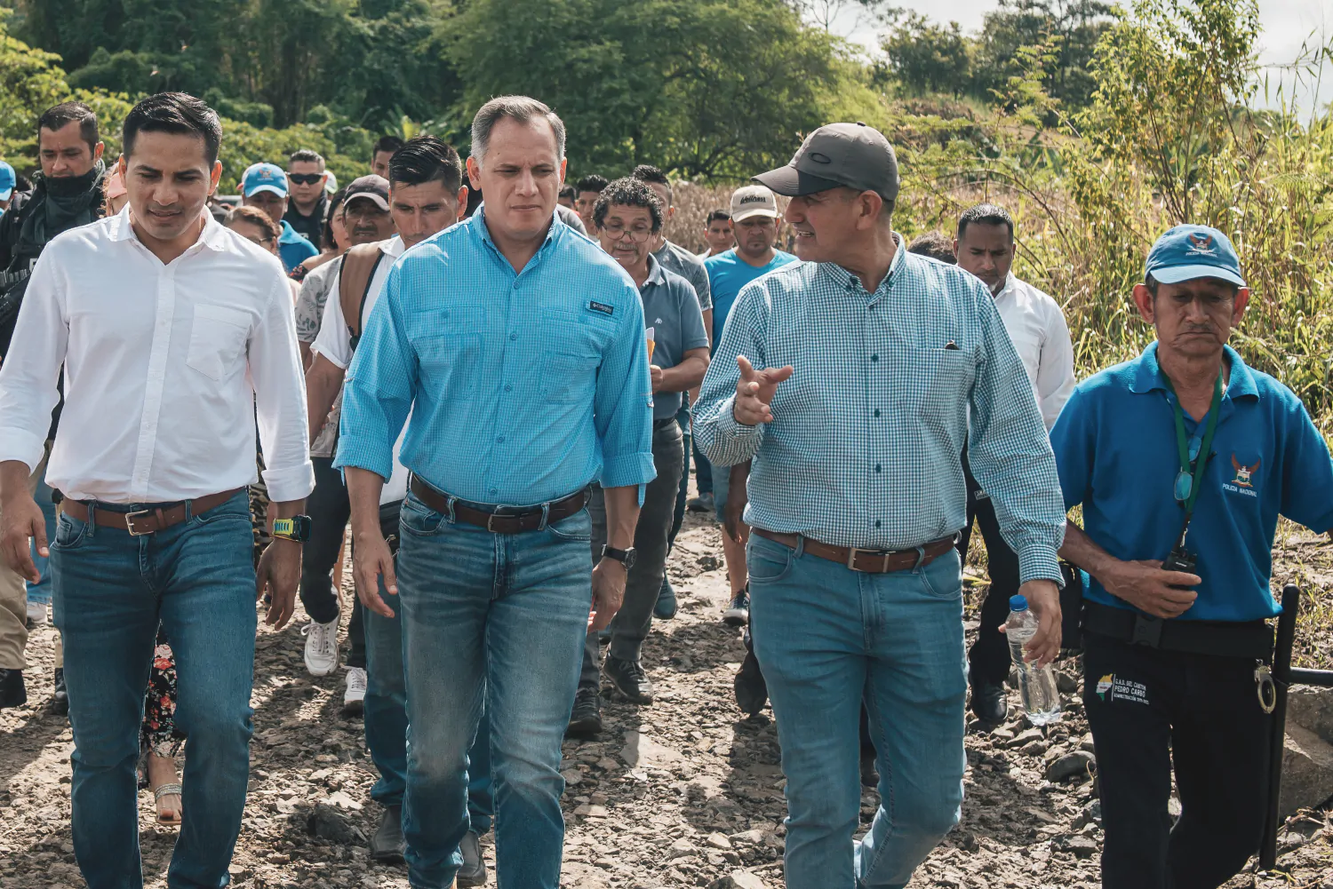 Pedro Carbo: Prefectura del Guayas inspecciona vías afectadas por lluvias en Villao