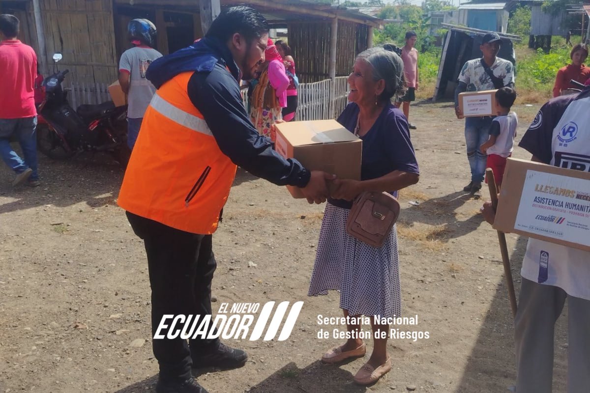 Pedro Carbo: 250 kits humanitarios llegan a sectores afectados por las lluvias